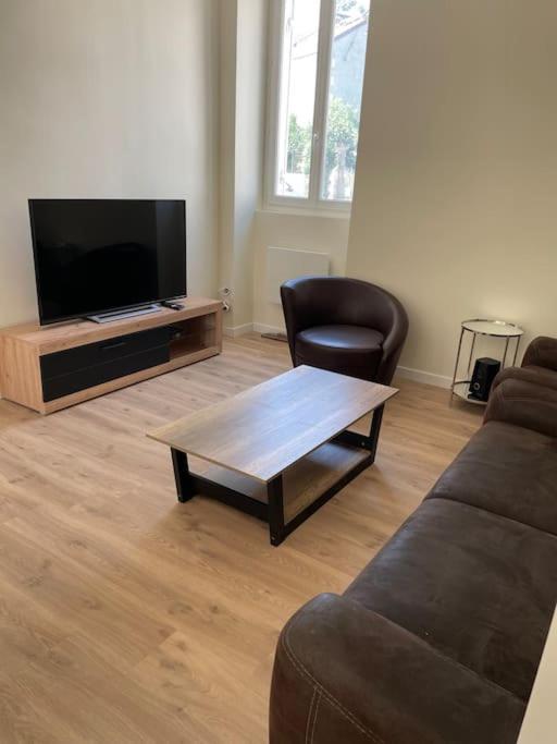 Maison 5 Chambres 3Sdb En Ville Avec Piscine Périgueux Exteriör bild